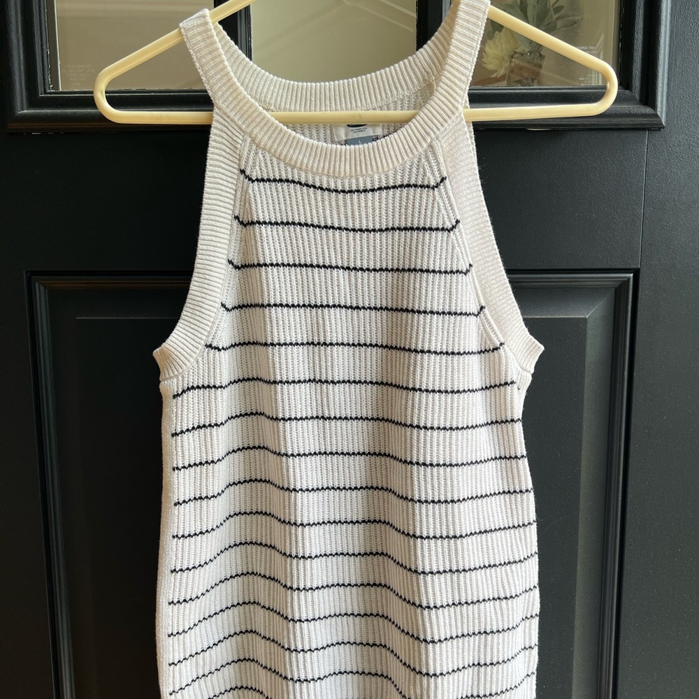 Old Navy halter sweater tank, black and cream size L